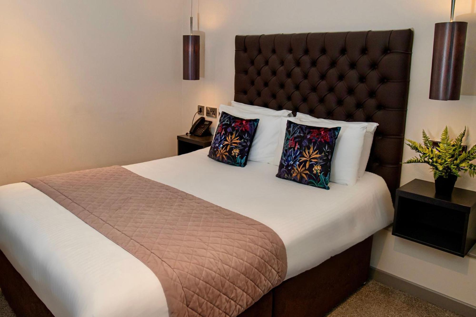 The Enniskillen Hotel And Motel Esterno foto
