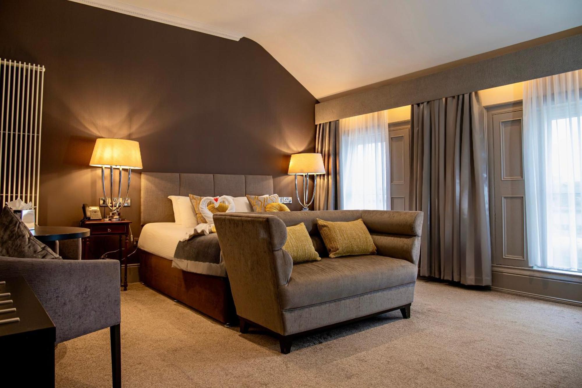 The Enniskillen Hotel And Motel Esterno foto